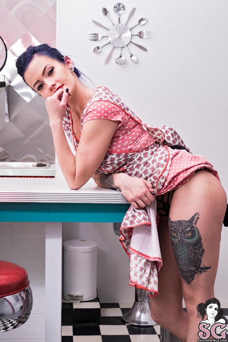 ciaraautumnmedlin-cherryontop-05.jpg