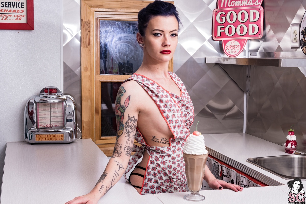 ciaraautumnmedlin-cherryontop-21.jpg