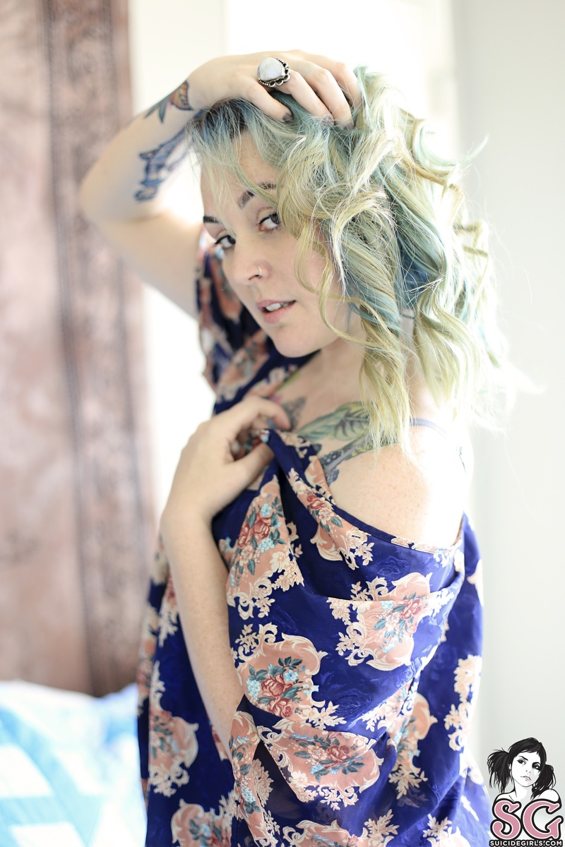 eminence-calantha-09.jpg