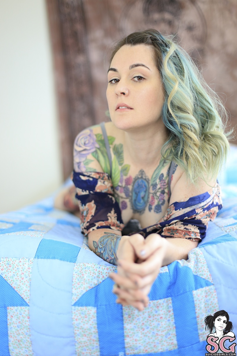 eminence-calantha-15.jpg