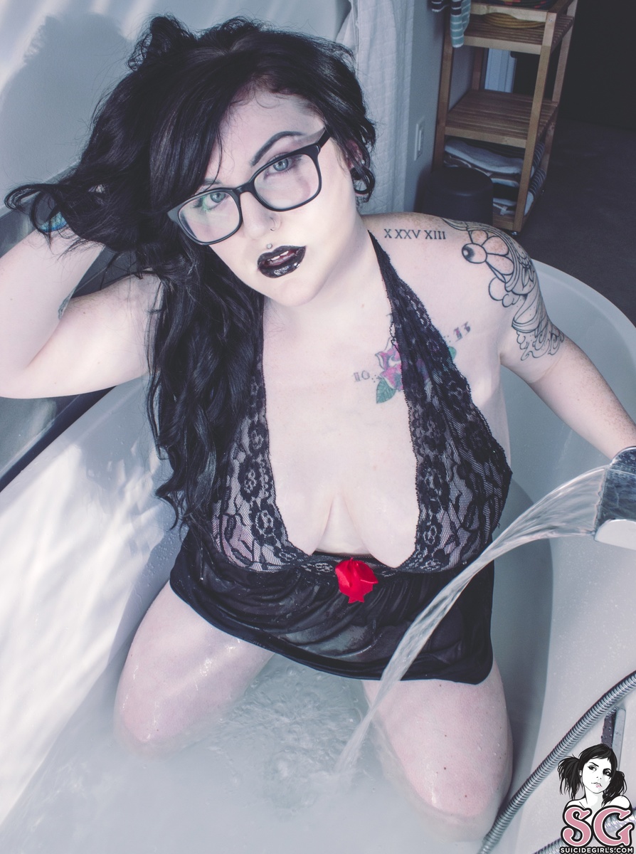envy-paintitblack-09.jpg