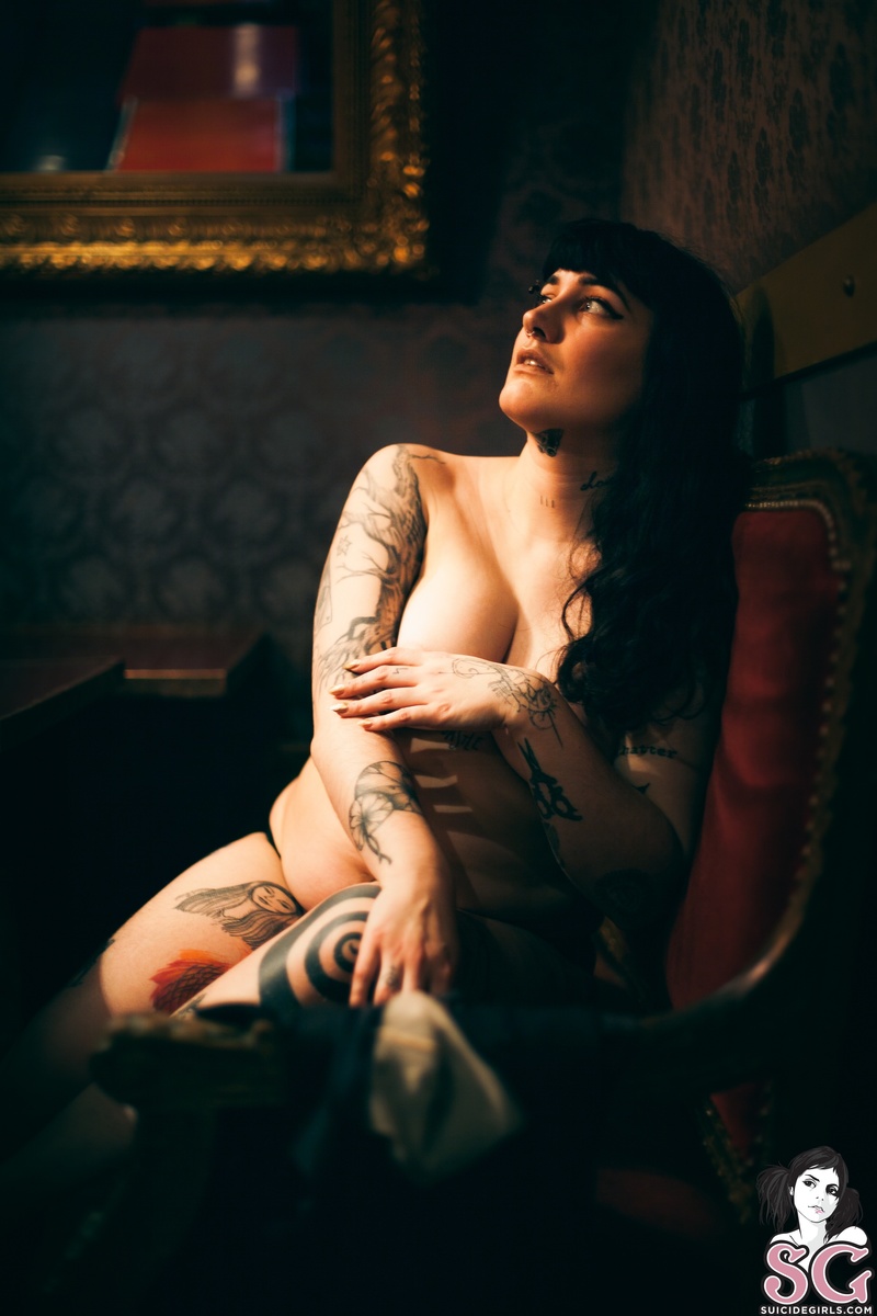 lornasharp-sanzissue-25.jpg