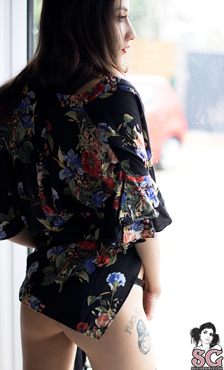 tulaa-flowerofdecember-13.jpg
