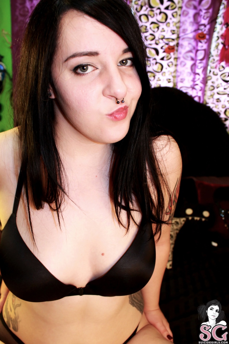 pandoranoir-welcometomynightmare-21.jpg