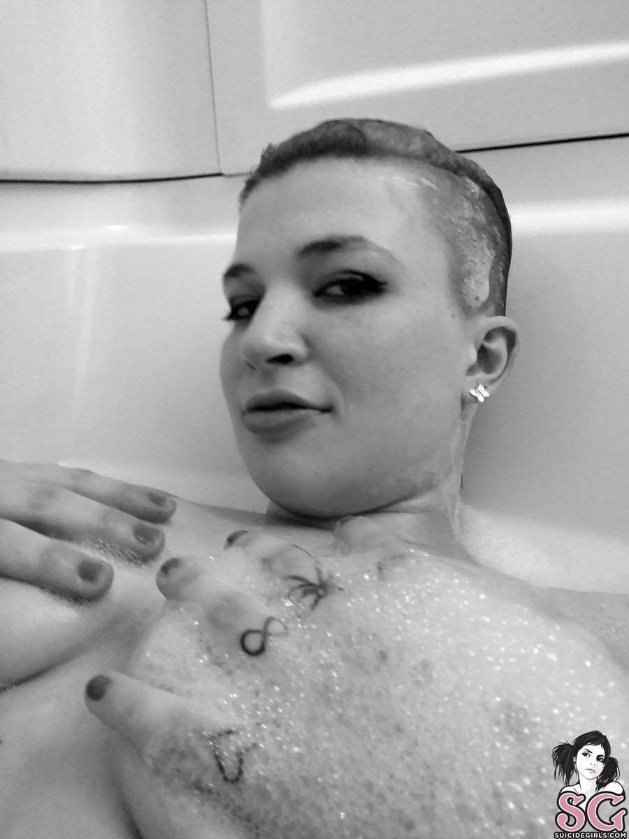 lexiswolfe-submergedinsin-23.jpg