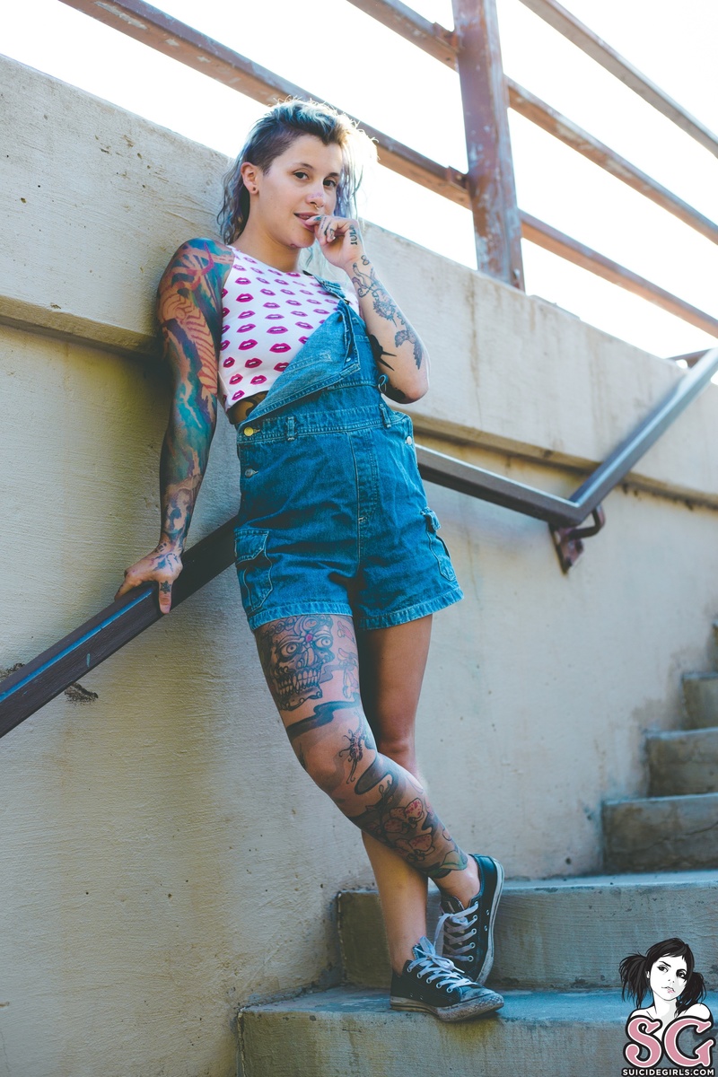 missminnie-radiantvibes-03.jpg