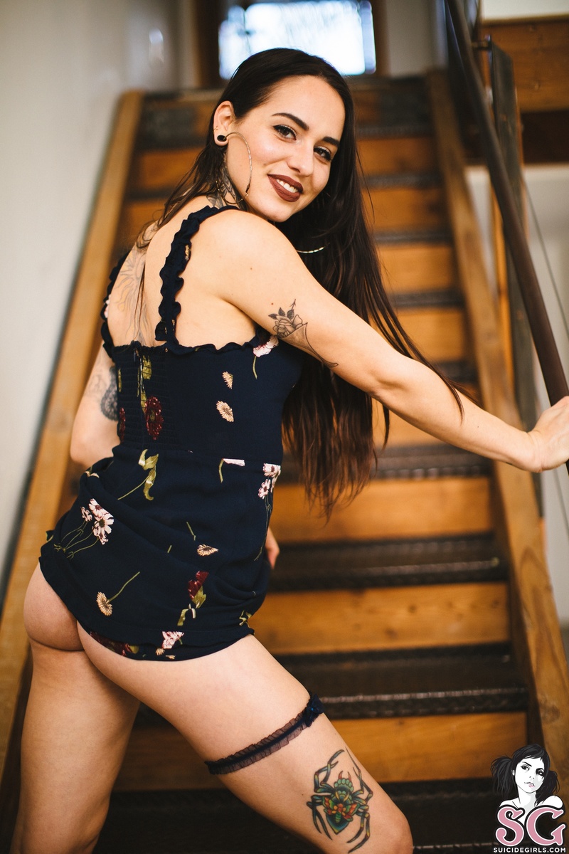 brea-takemeonthestairs-07.jpg
