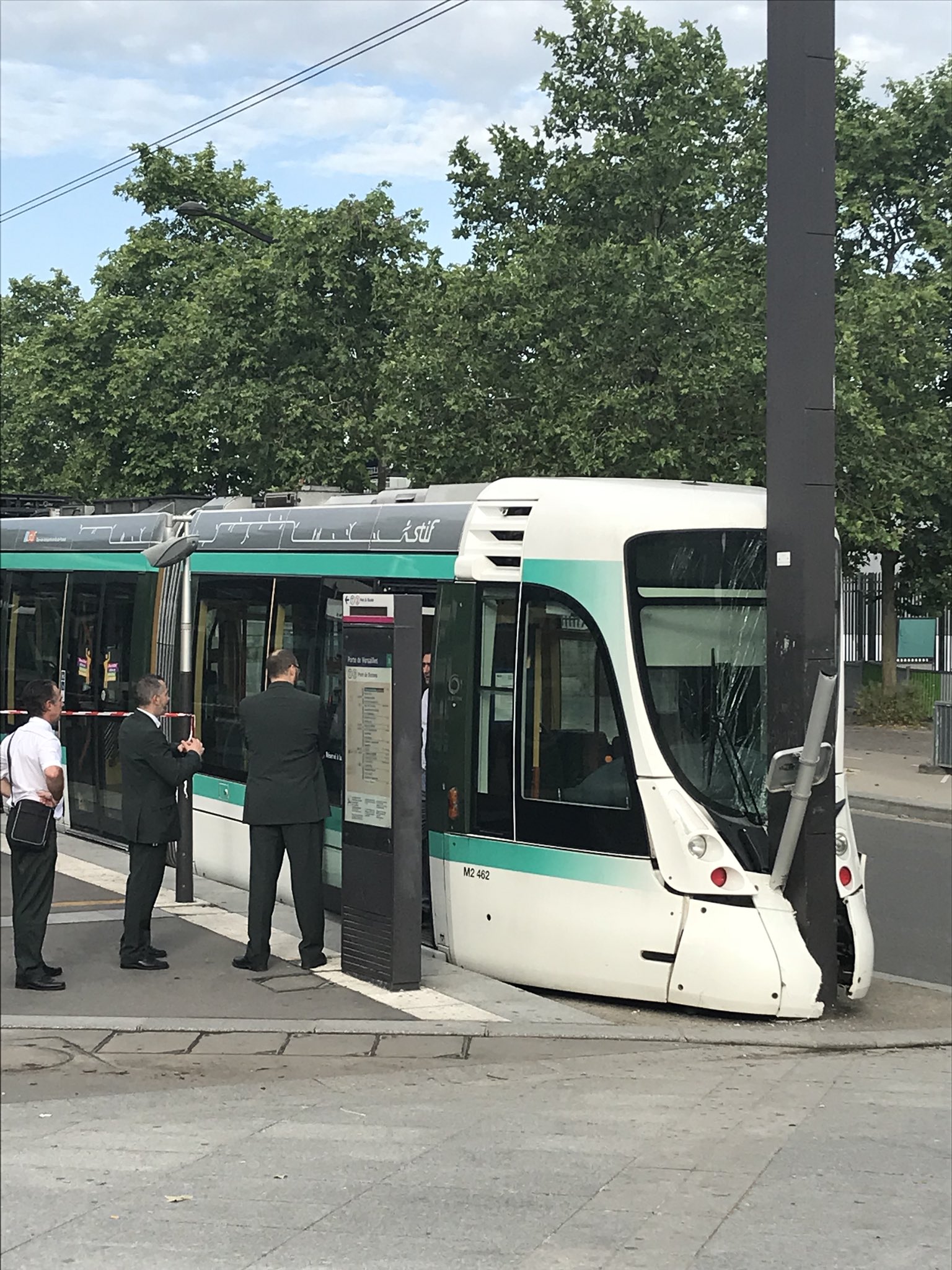 9bc444c7-T2.jpg