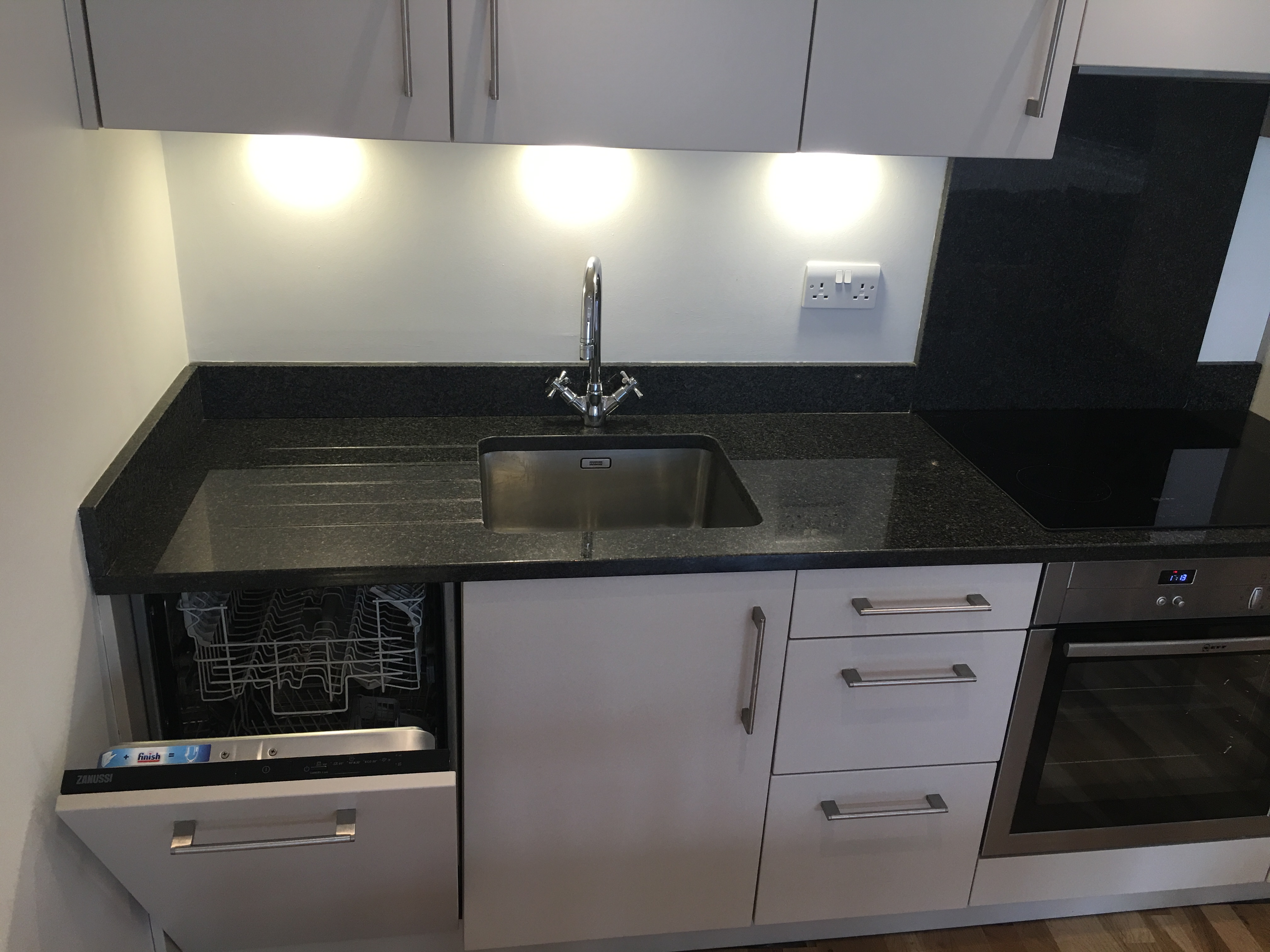kitchen image