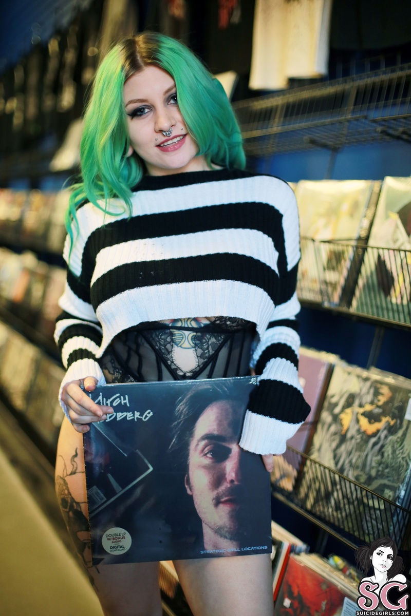 chalk-chalkandvinyl-01.jpg