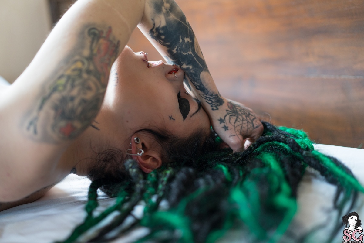 vonblood-darkpleasure-15.jpg