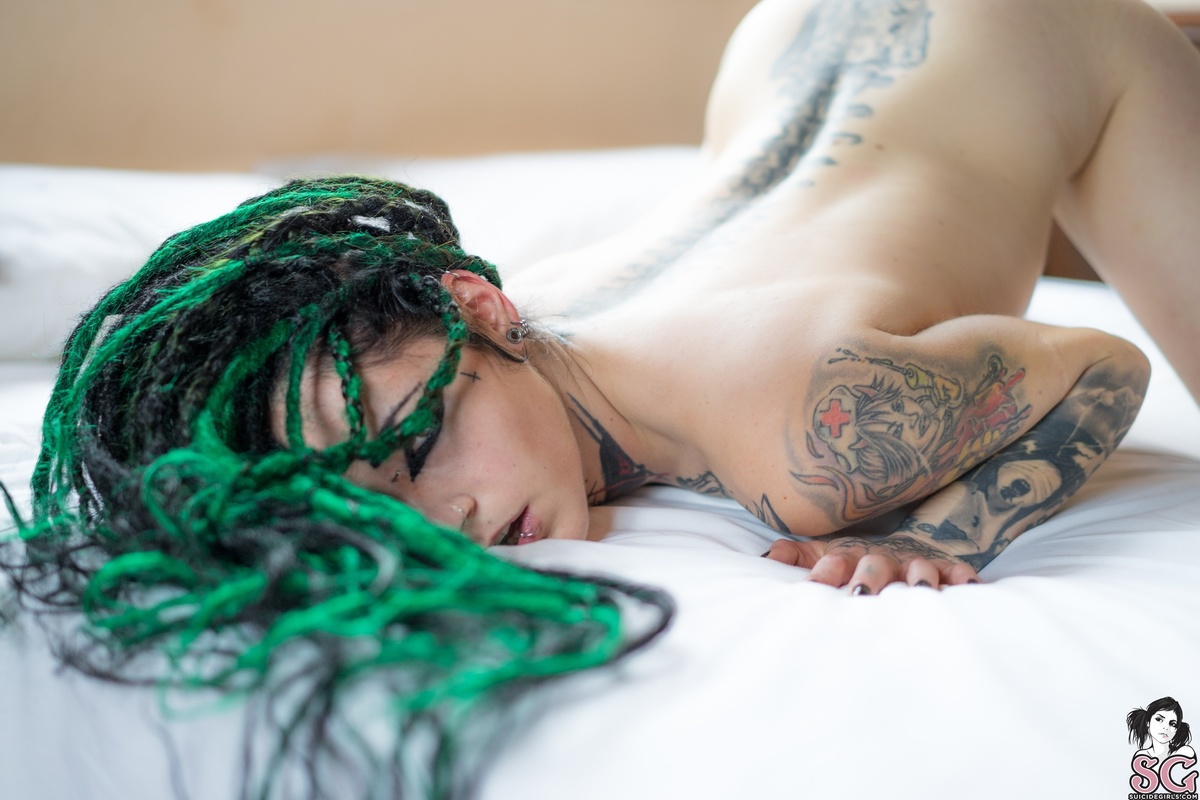 vonblood-darkpleasure-17.jpg