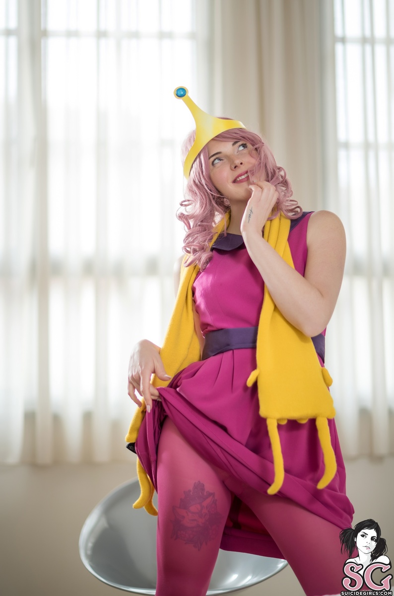 kittyqueen-aprincessinpink-11.jpg