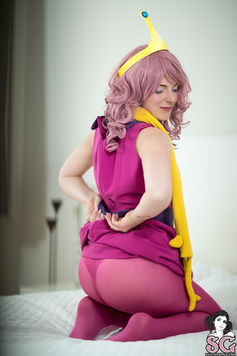 kittyqueen-aprincessinpink-17.jpg