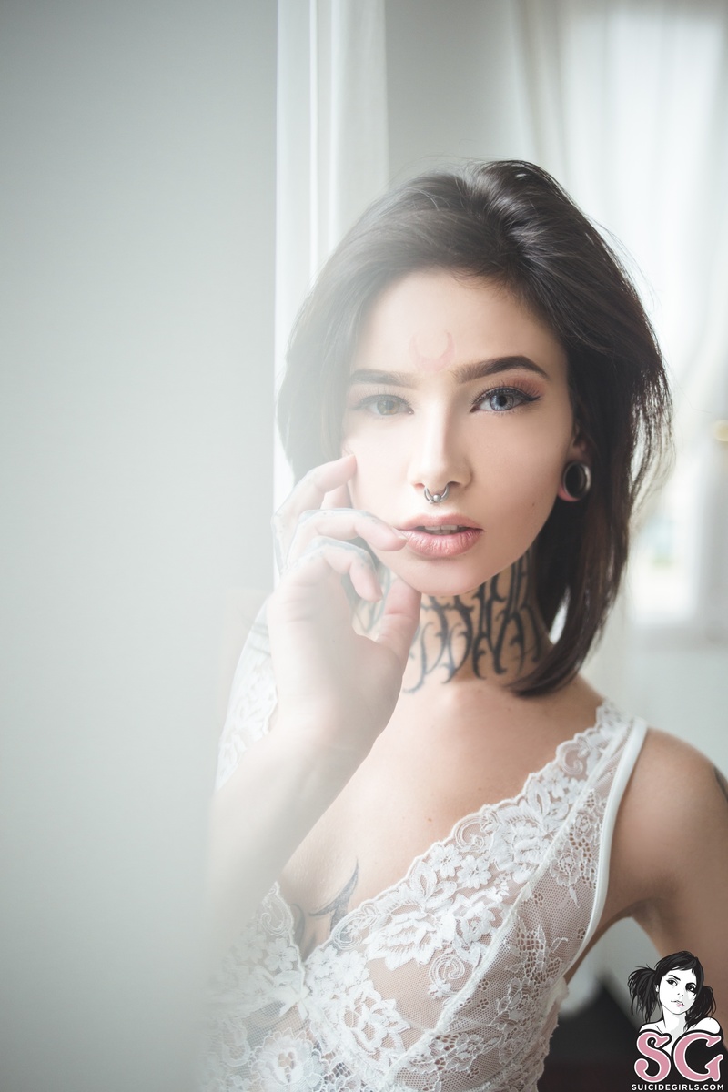 numa-whiteroom-01.jpg