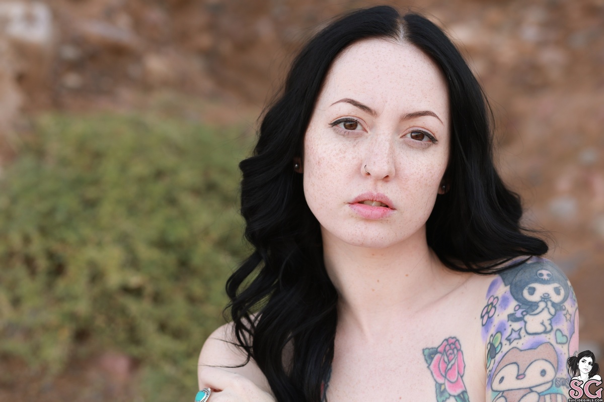 svana-notofthisworld-27.jpg