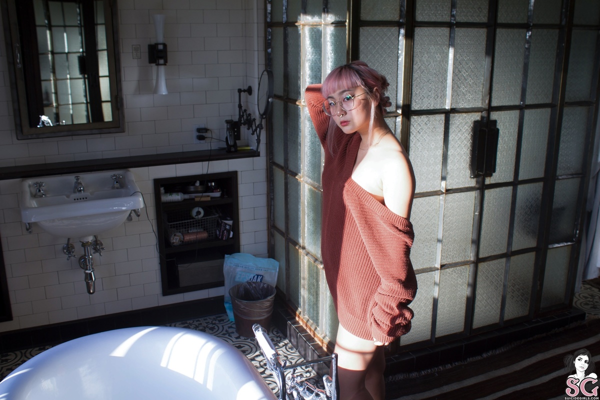 mindytoki-untitled-03.jpg