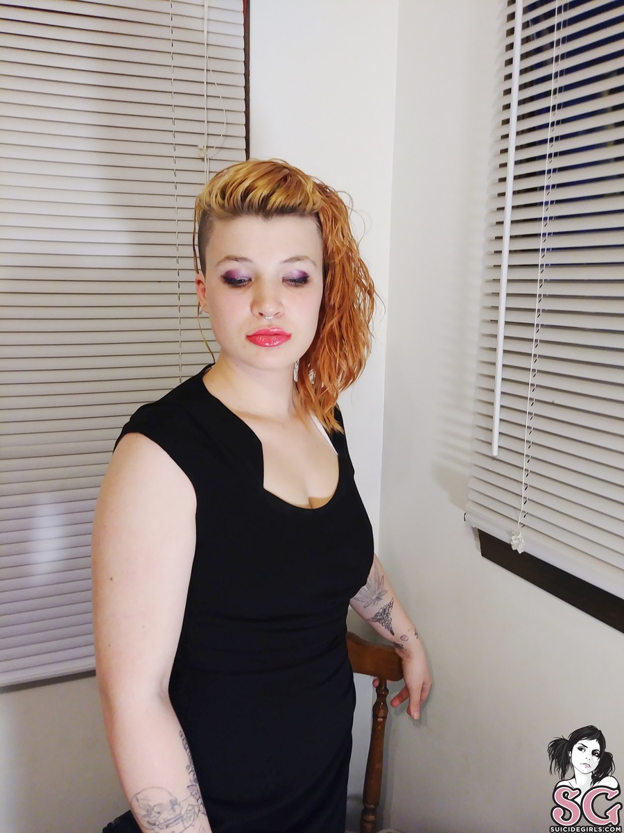 lexiswolfe-asexydayattheoffice-05.jpg