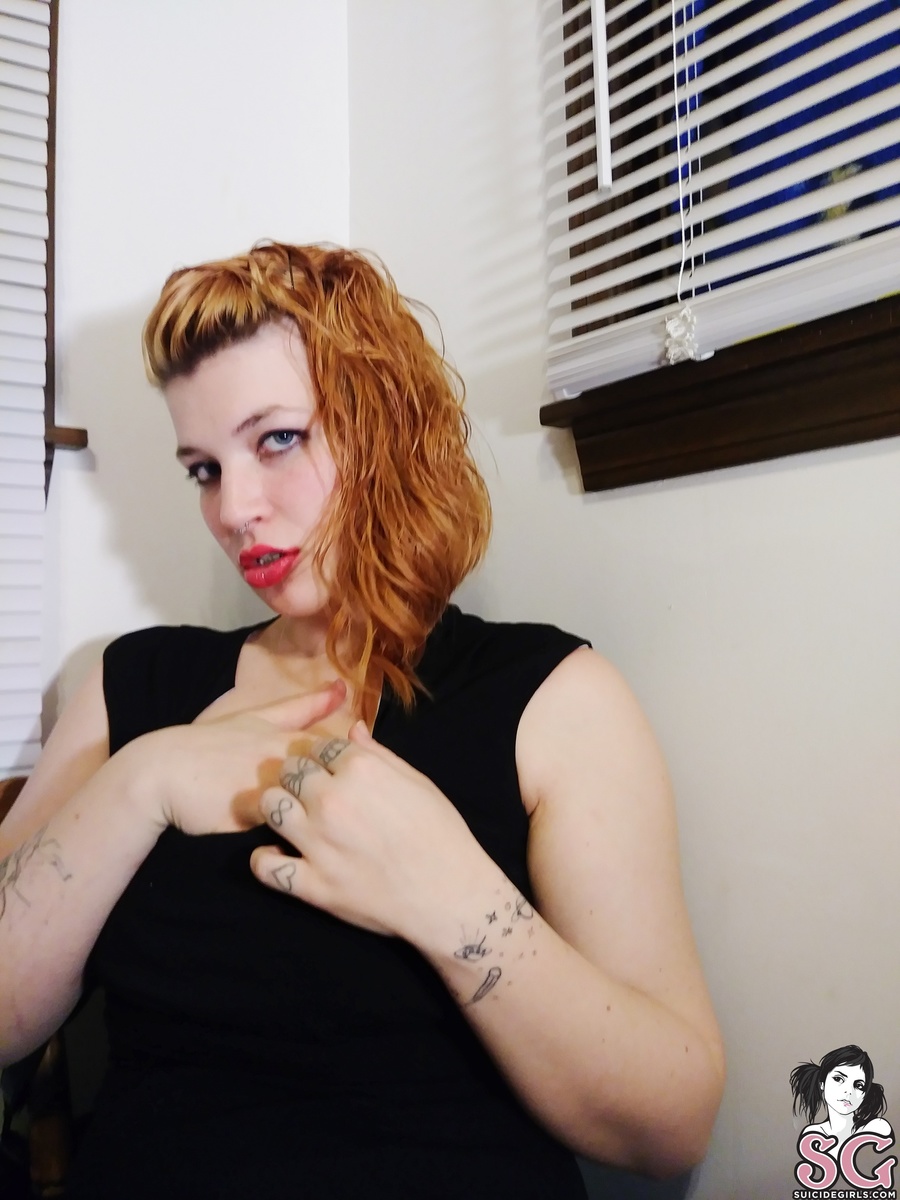 lexiswolfe-asexydayattheoffice-15.jpg