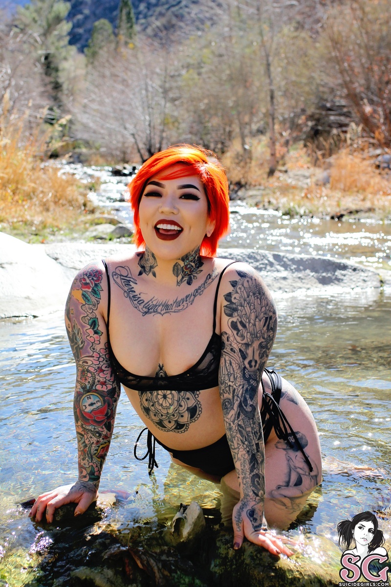 booteasee-comefloatwithme-17.jpg