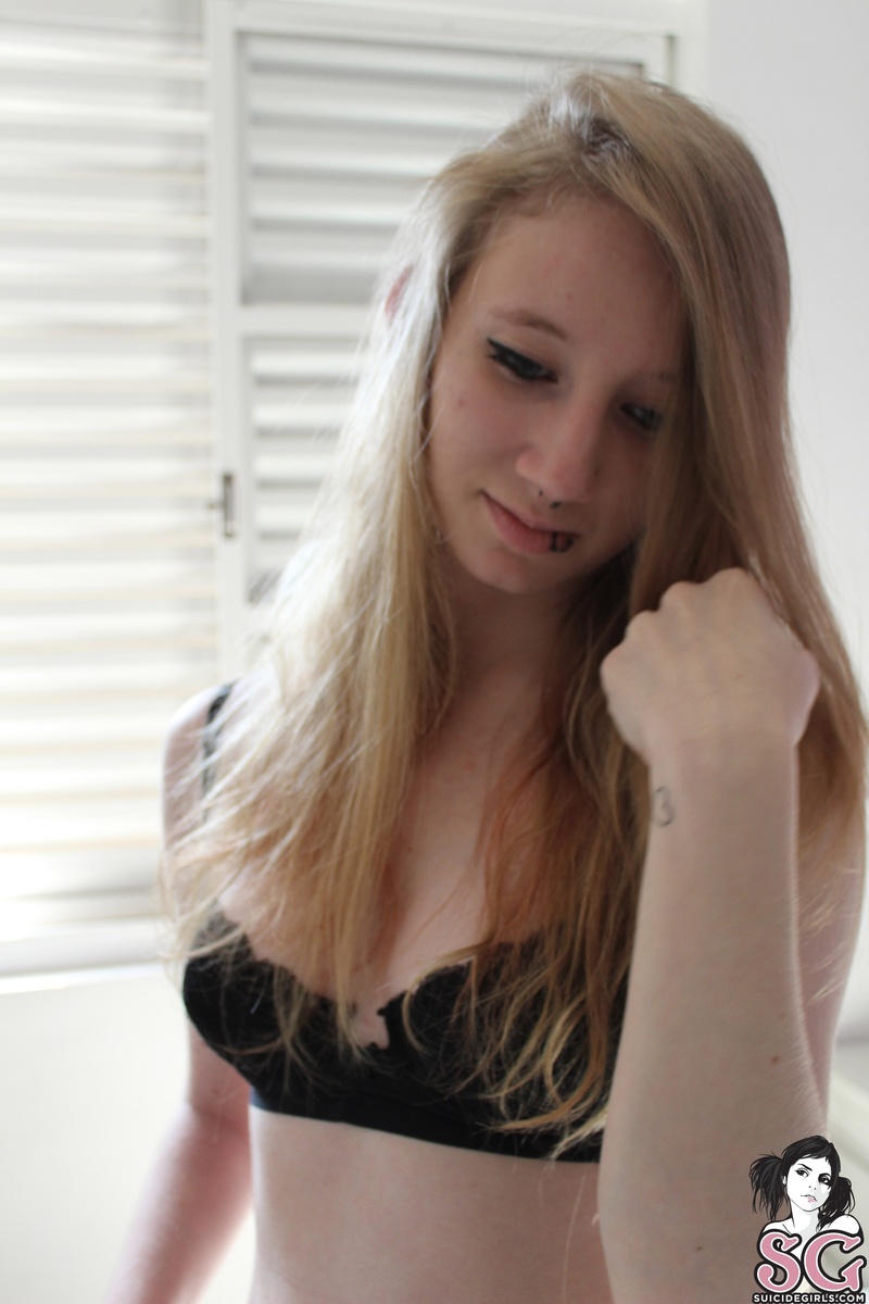 maliciousnymph-ifyouloveme-23.jpg