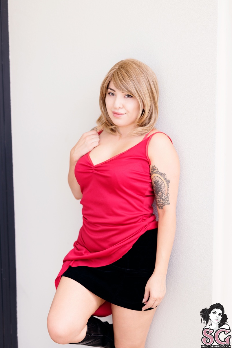 hartlee-impossibletokill-03.jpg