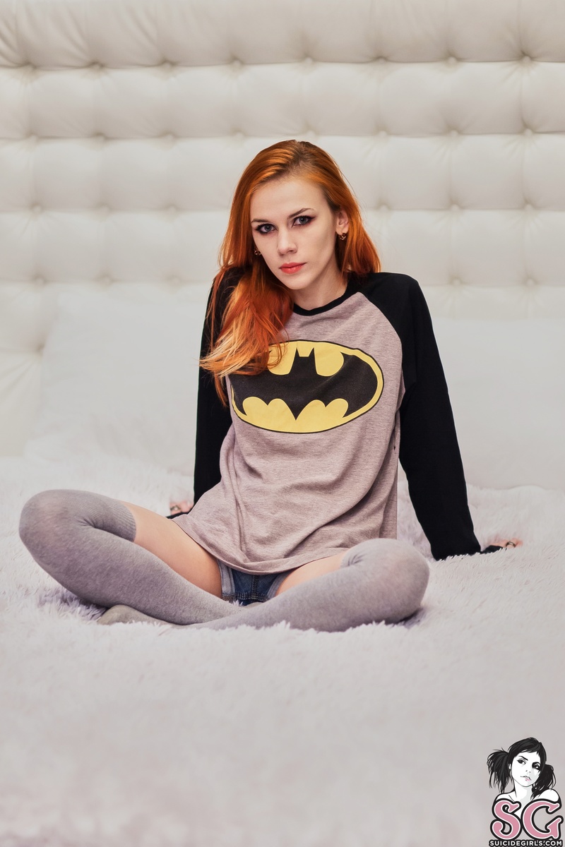 evachehova-batgirl-01.jpg