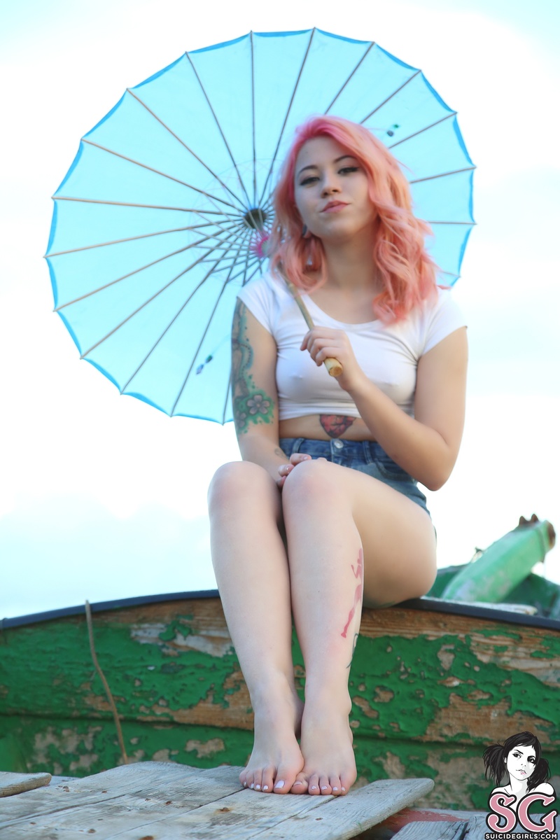 scyllabunny-lonelyisland-07.jpg