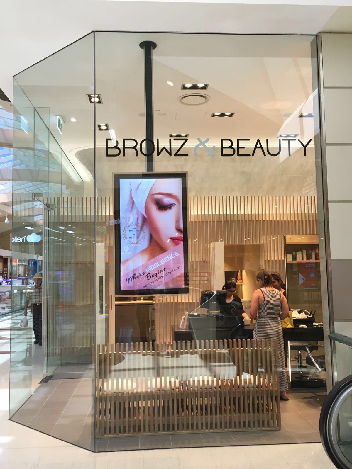 Looking for Waxing Salons in Adelaide? Come Over
