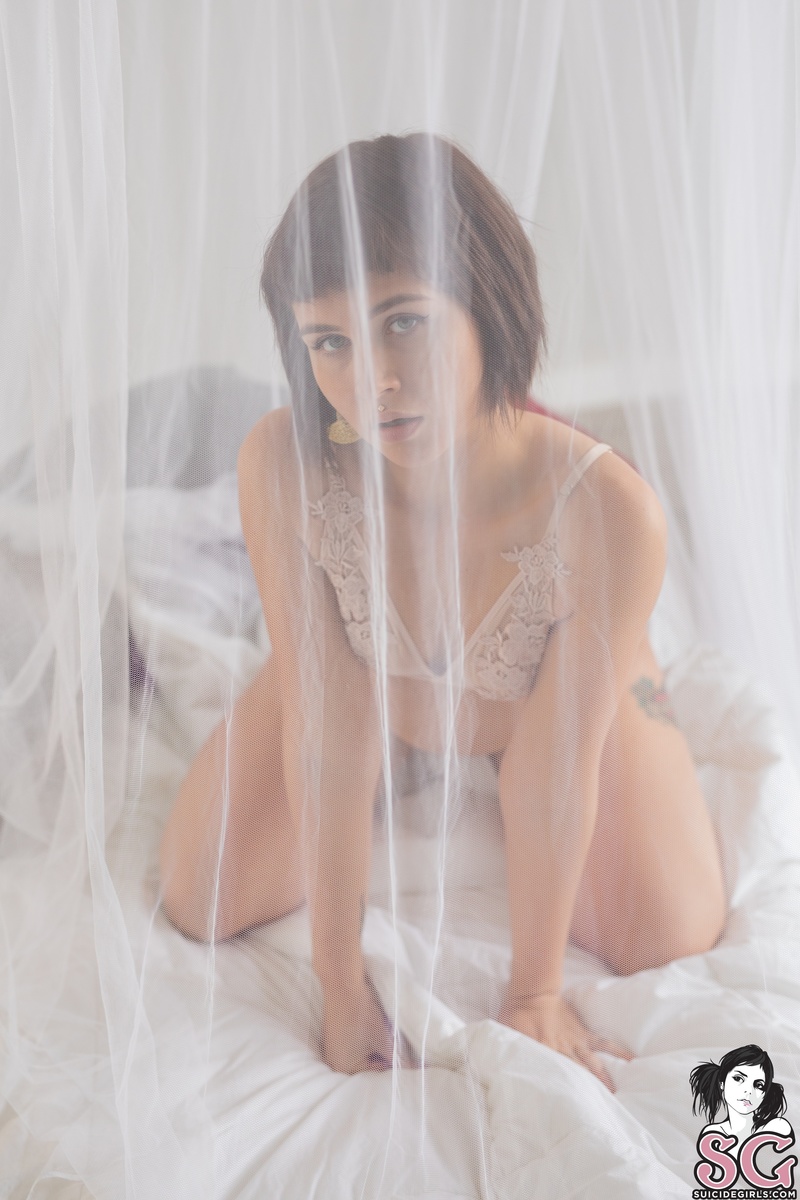 zihna-snuggle-11.jpg