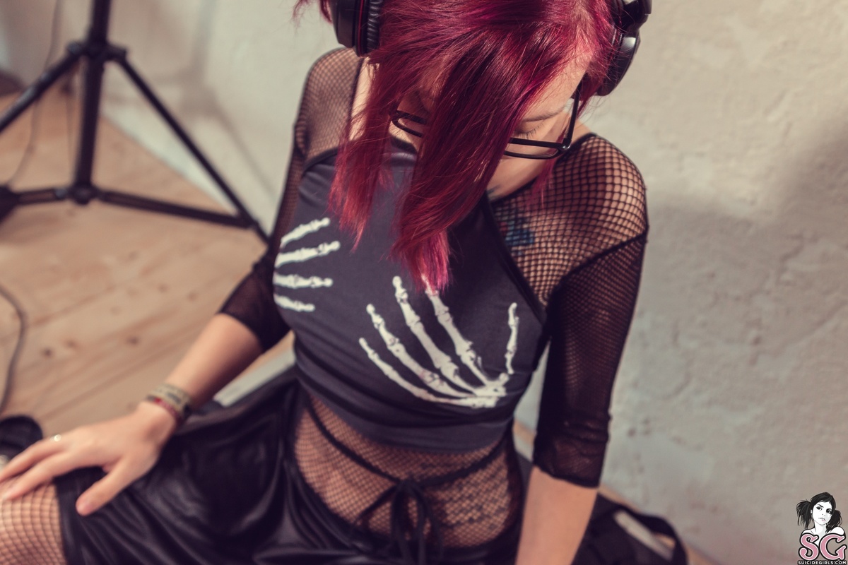 jaynamolana-imwiththeband-05.jpg