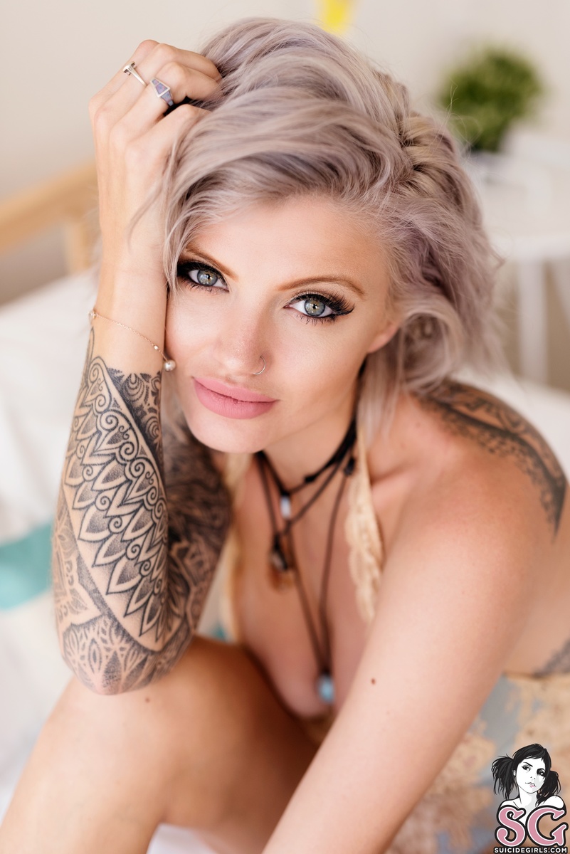 dollyd-citrine-03.jpg