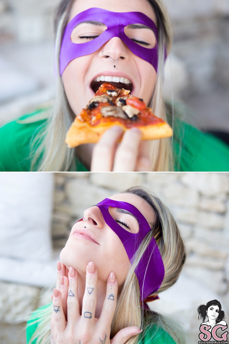 marlene-cowabunga-05.jpg