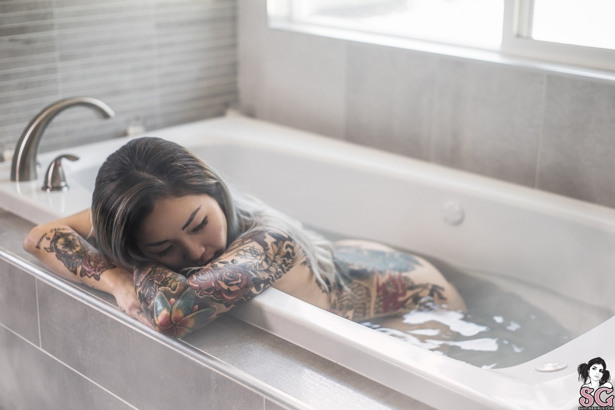 raenie-wetdreamsaremadeofthis-15.jpg