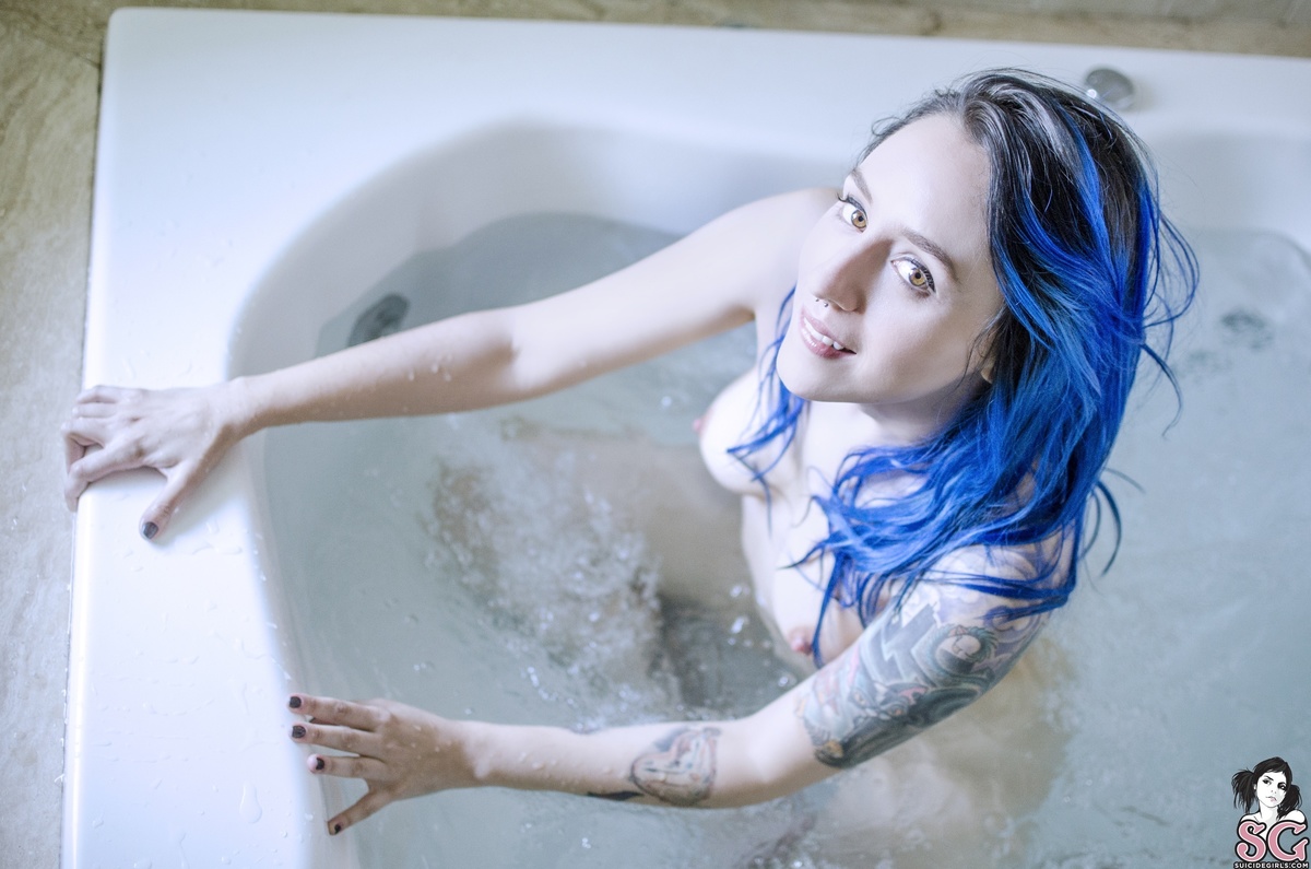 luiza-bathwater-27.jpg