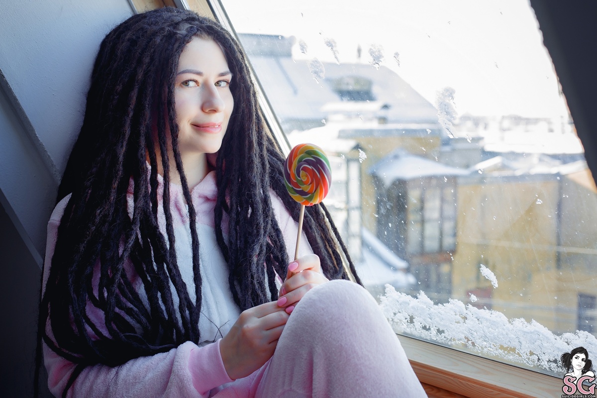 daniellenoire-candygirl-03.jpg