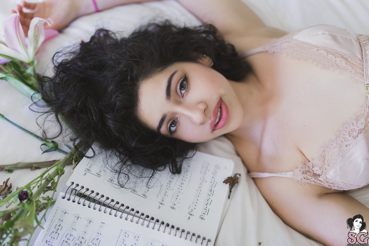 psylo-lovelyrose-07.jpg