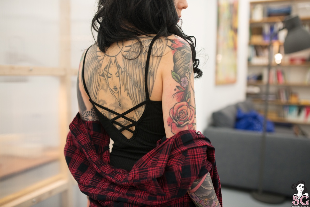 beautifuldestruction-beautifullyimperfect-03.jpg