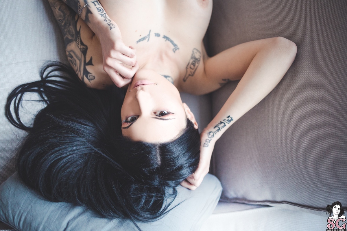 jessied-greysofa-23.jpg