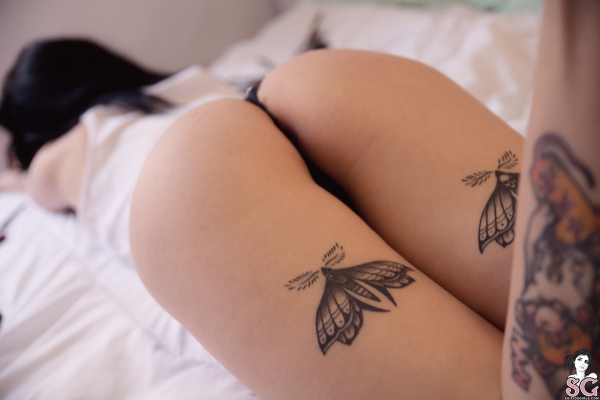 badlyheera-wakeupandmakeup-21.jpg