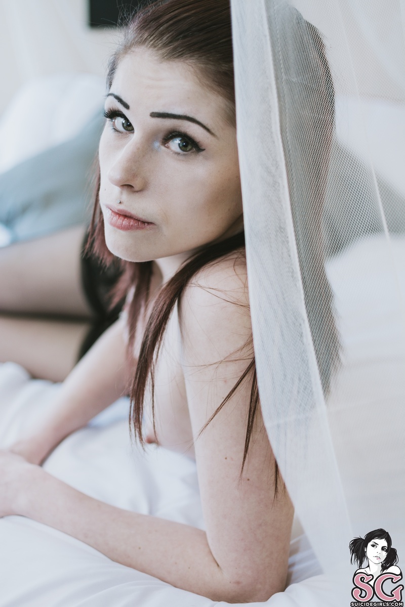 honeyhex-honeyillputahexonyou-19.jpg