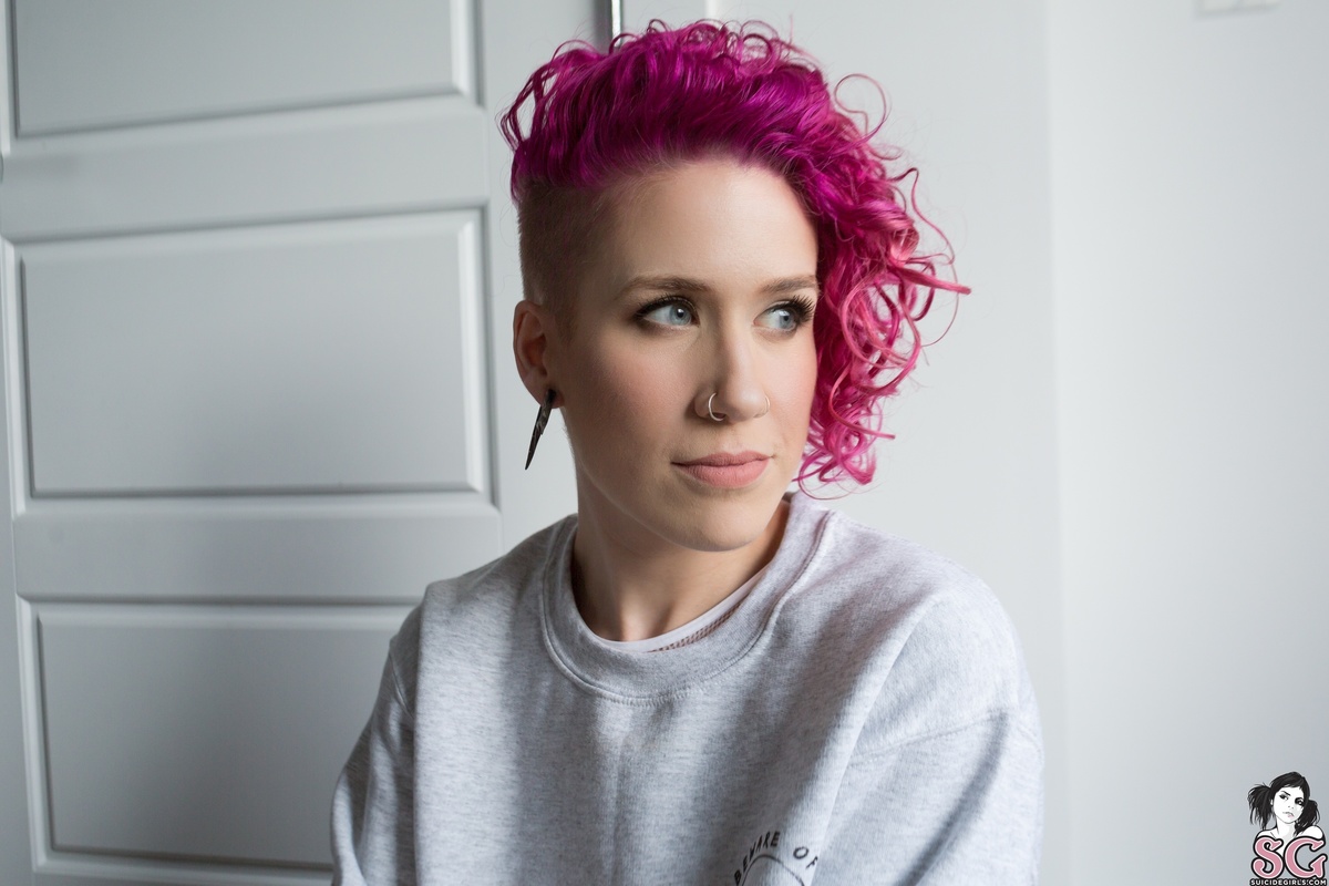 lita-takeitslow-01.jpg