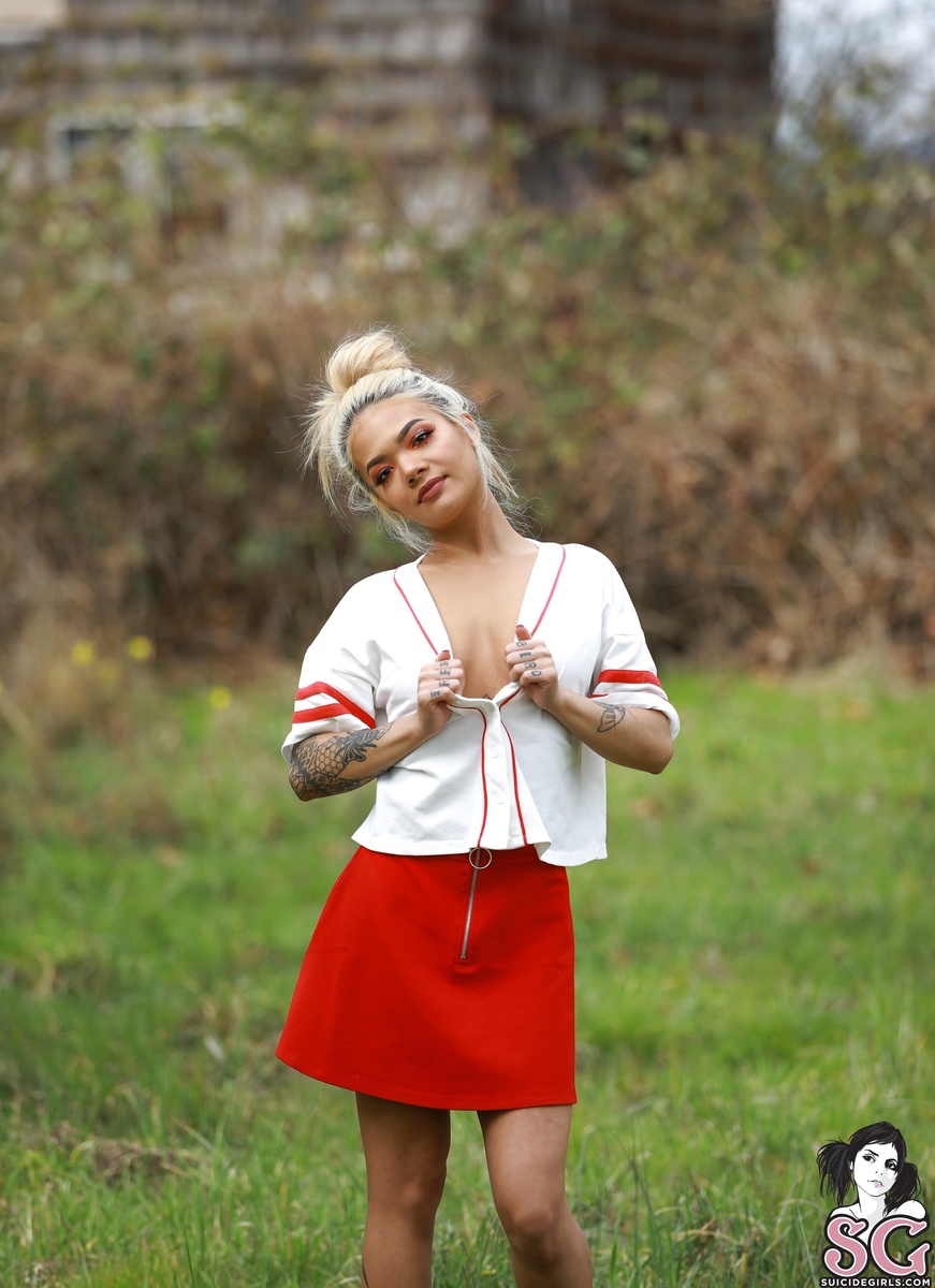 zeasuicide-abandonedheart-03.jpg