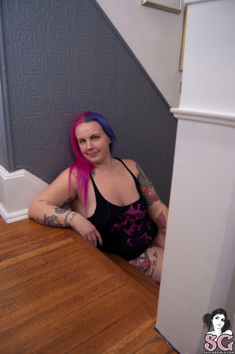 brandyjoy-hotmama-01.jpg