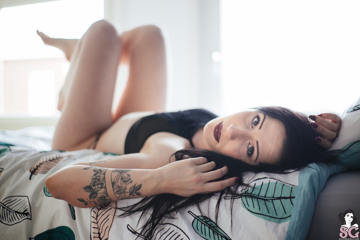 haileyfox-deepestdesire-07.jpg