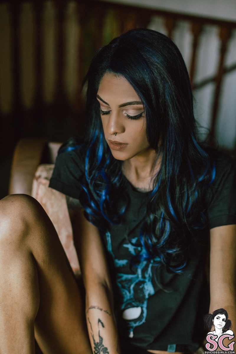 rowenna-thekillingmoon-13.jpg