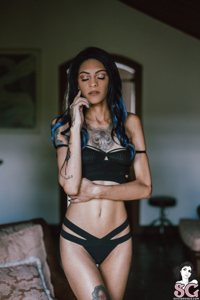 rowenna-thekillingmoon-29.jpg