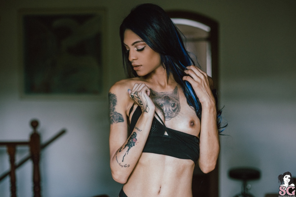 rowenna-thekillingmoon-33.jpg