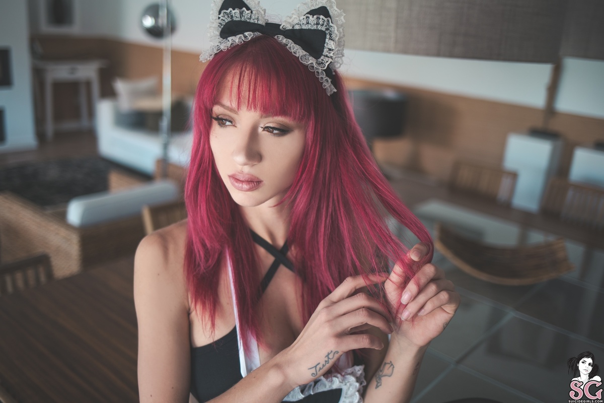natashalegeyda-roomservice-07.jpg