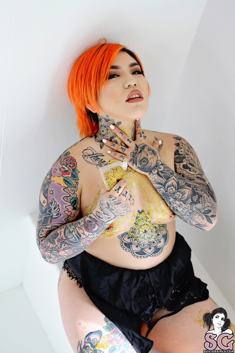booteasee-drippingingold-19.jpg